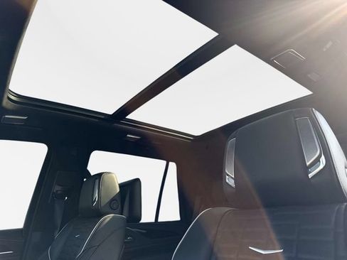 Certified 2023 Cadillac Escalade V AWD/4WD image 20