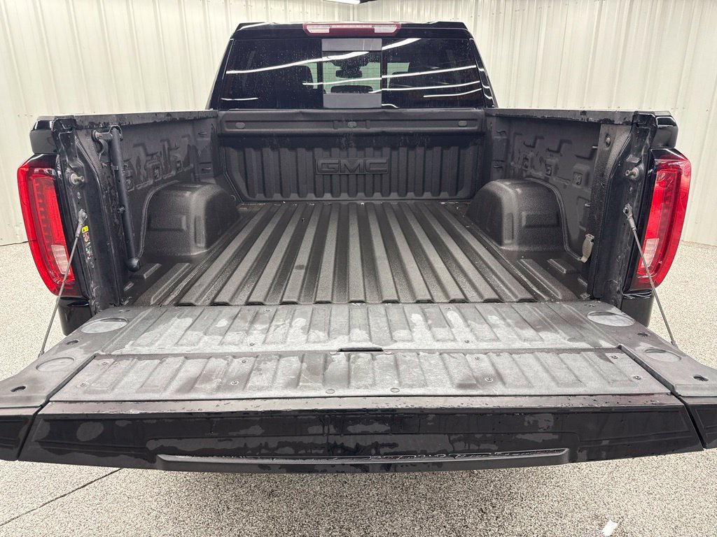 Used 2022 GMC Sierra 1500 SLT RWD image 10