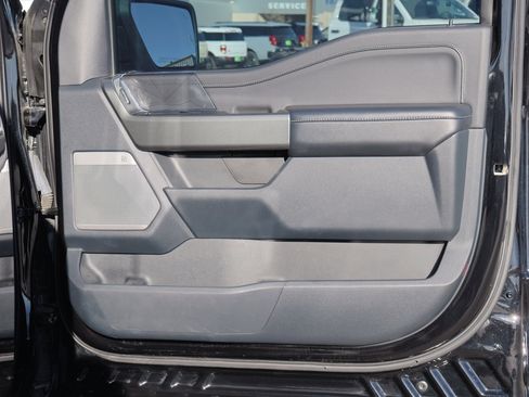 Used 2022 Ford F150 XLT w/ Equipment Group 302A High image 31