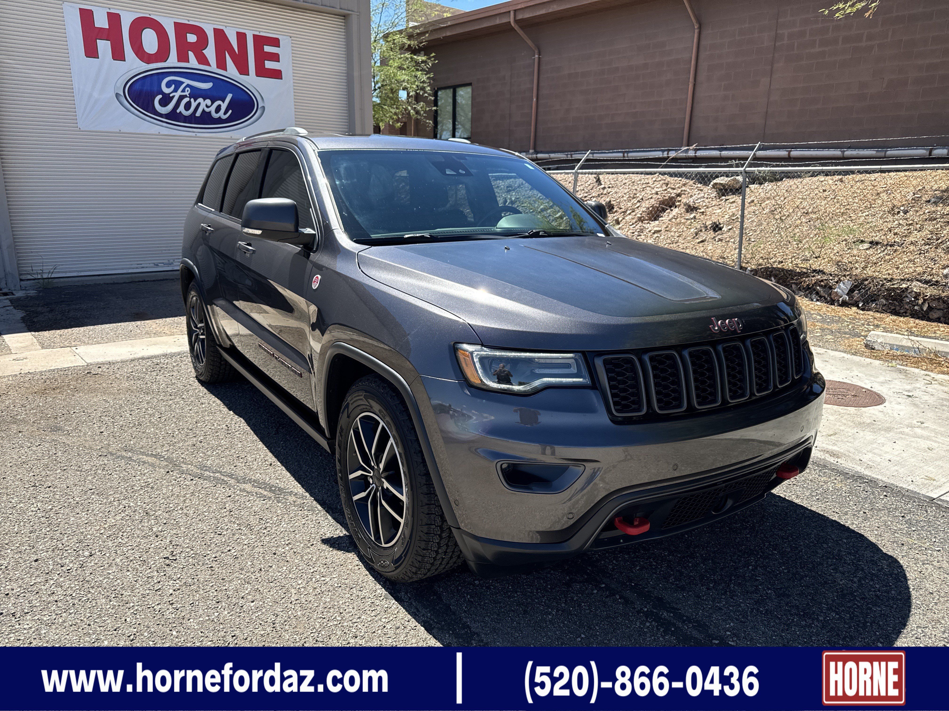 Used 2020 Jeep Grand Cherokee Trailhawk w/ Premium Lighting Group AWD/4WD image 1
