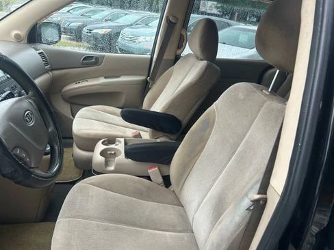 Used 2012 Kia Sedona LX image 14