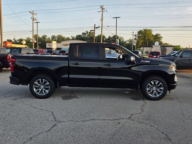 Used 2025 Chevrolet Silverado 1500 RST AWD/4WD image 16