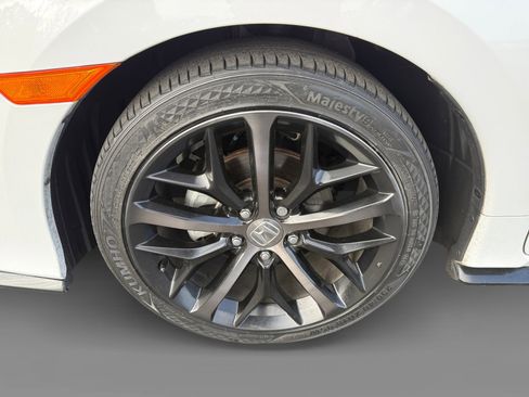Used 2020 Honda Civic Sport image 9