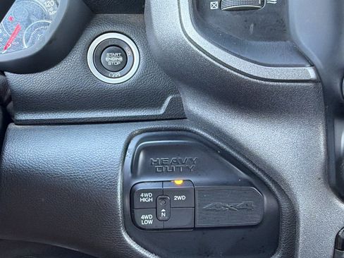 Used 2024 RAM 2500 Tradesman w/ Chrome Appearance Group AWD/4WD image 30