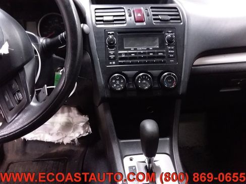 Used 2013 Subaru Crosstrek 2.0i Premium image 12