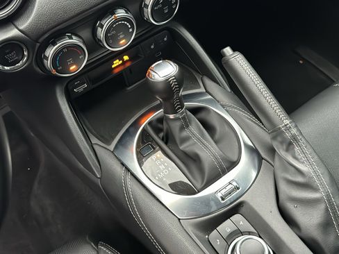 Used 2025 MAZDA MX-5 Miata RF Grand Touring RWD image 27