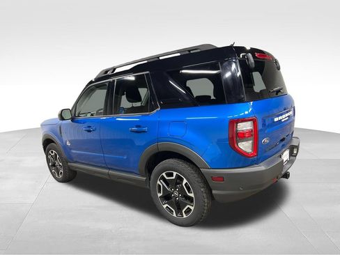 Used 2022 Ford Bronco Sport Outer Banks w/ Tech Package AWD/4WD image 13