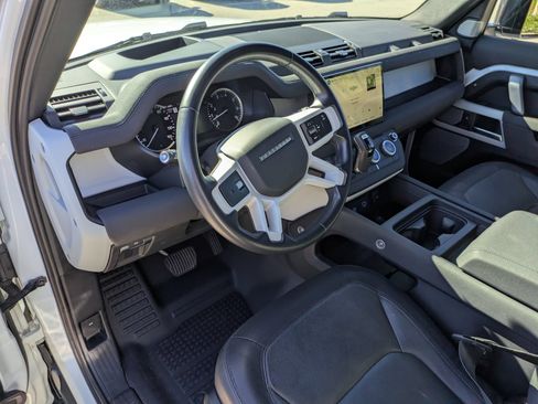 Used 2023 Land Rover Defender 130 X-Dynamic SE AWD/4WD image 14