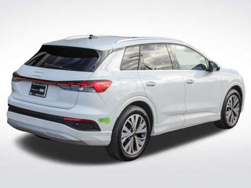Certified 2023 Audi Q4 e-tron Premium Plus w/ Premium Plus image 9