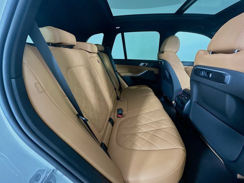 New 2026 BMW X5 xDrive40i w/ Premium Package AWD/4WD image 41
