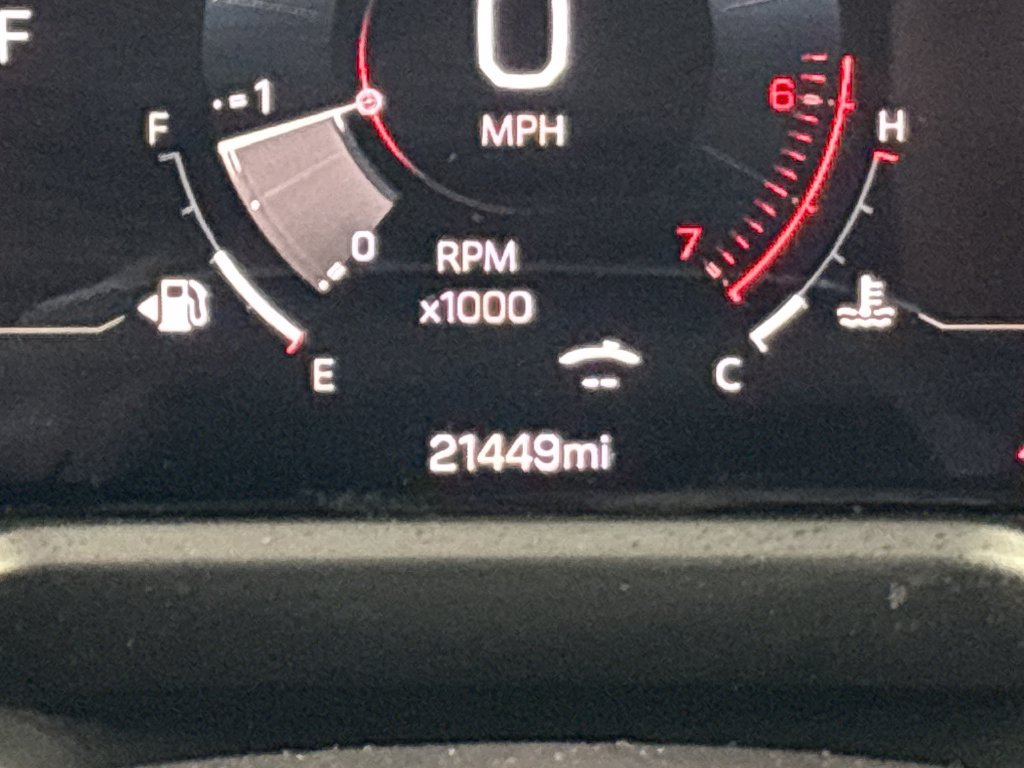 Used 2026 GMC Acadia Elevation w/ Elevation Premium Package FWD image 23