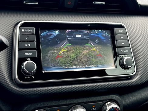 New 2025 Nissan Kicks Play S image 16