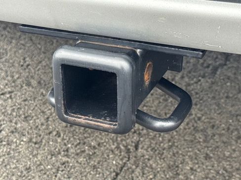 Used 2017 GMC Canyon SLE w/ All Terrain Package image 25