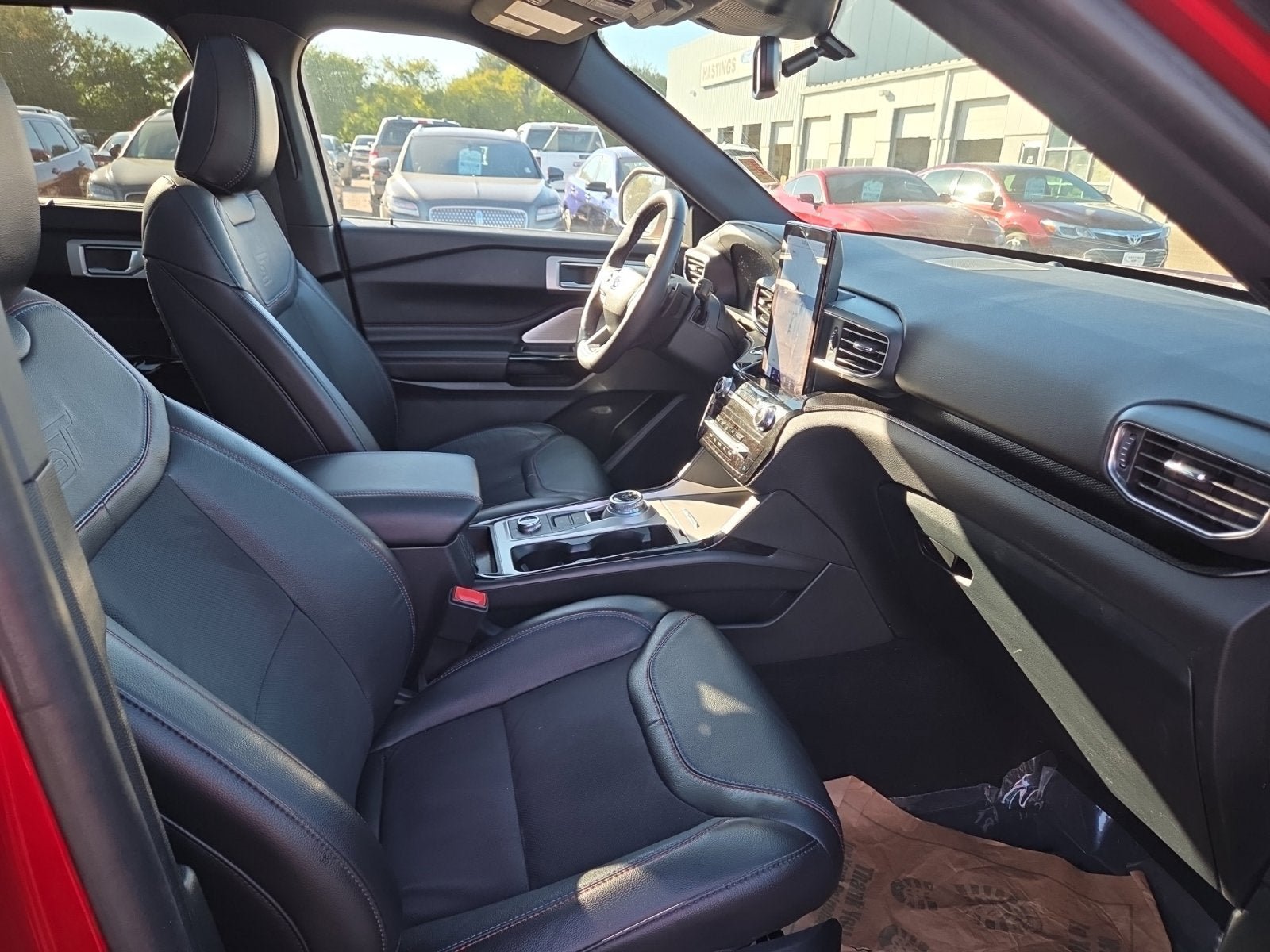 Used 2024 Ford Explorer ST w/ Equipment Group 401A AWD/4WD image 15