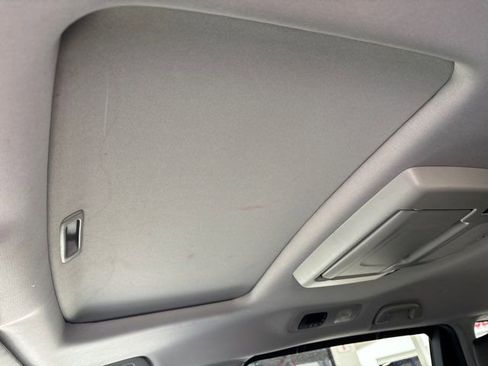 Used 2021 Honda Odyssey Touring image 41