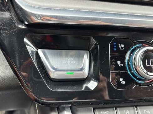 Used 2024 GMC Sierra 2500 Denali Ultimate image 29