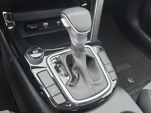 Certified 2024 Kia Seltos S FWD image 27