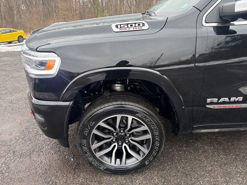 Used 2025 RAM 1500 Limited w/ Body Color Bumper Group image 6