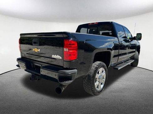 Used 2017 Chevrolet Silverado 2500 High Country AWD/4WD image 17