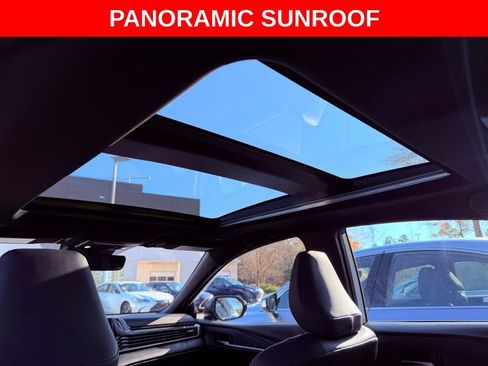 Used 2025 Toyota Camry XSE image 10