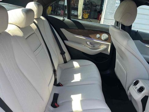 Used 2021 Mercedes-Benz E 350 4MATIC Sedan image 17