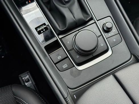 New 2026 MAZDA CX-50 AWD 2.5 S w/ Preferred Pkg image 18