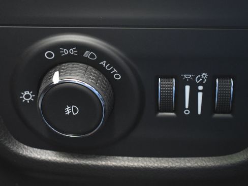 New 2025 Jeep Grand Cherokee Limited w/ Trailer Tow Package image 20