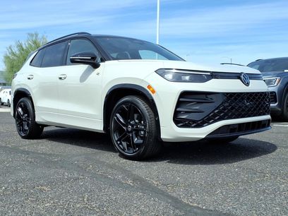 New 2026 Volkswagen Tiguan SE R-Line