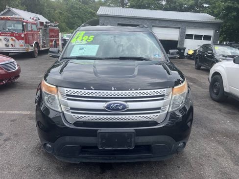 Used 2013 Ford Explorer XLT AWD/4WD image 4