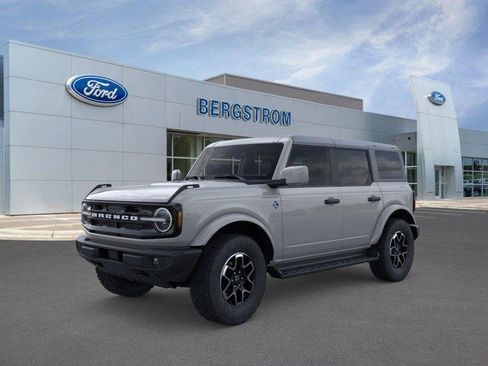 New 2026 Ford Bronco Outer Banks image 1