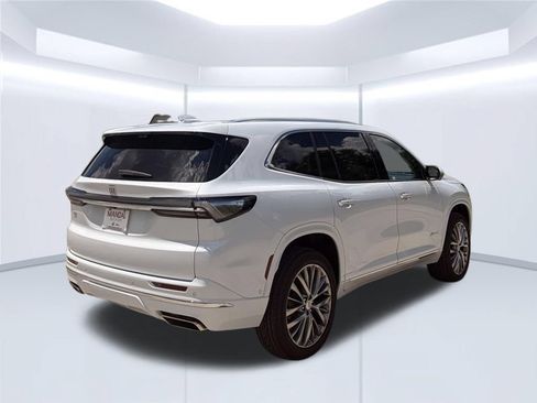 Used 2026 Buick Enclave Avenir w/ Super Cruise Package FWD image 7