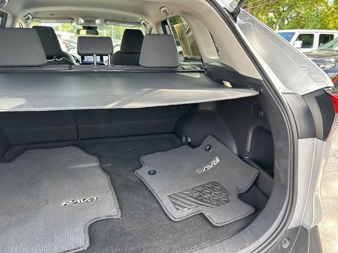 Used 2024 Toyota RAV4 XLE image 31