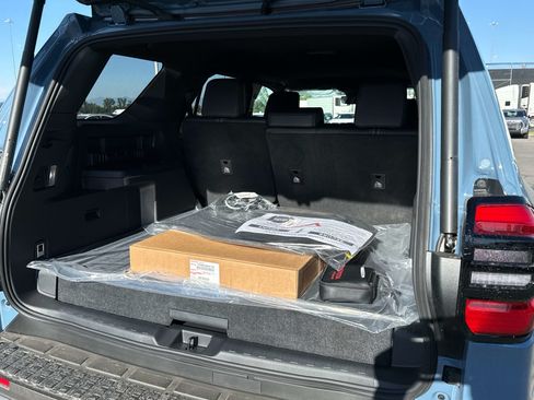 New 2026 Toyota 4Runner Limited AWD/4WD image 12