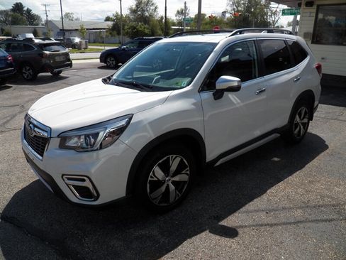 Used 2019 Subaru Forester Touring w/ Popular Package #3 AWD/4WD image 2