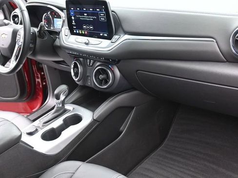 Used 2024 Chevrolet Blazer LT image 29