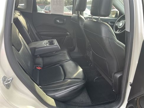 Used 2018 Jeep Compass Limited AWD/4WD image 33