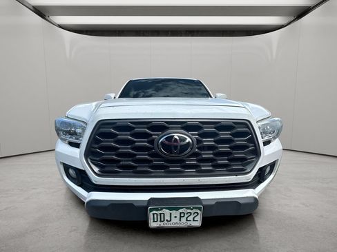 Used 2020 Toyota Tacoma TRD Off-Road w/ Technology Package AWD/4WD image 6