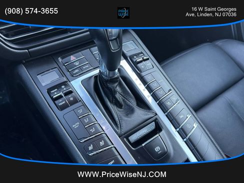 Used 2019 Porsche Macan image 19