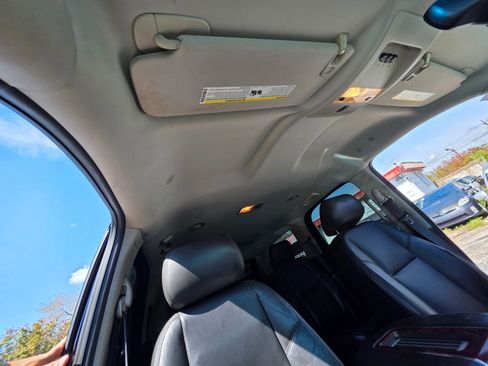 Used 2012 Cadillac Escalade 2WD image 23