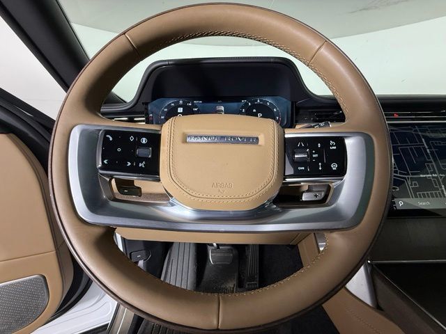 Certified 2025 Land Rover Range Rover Autobiography AWD/4WD image 29