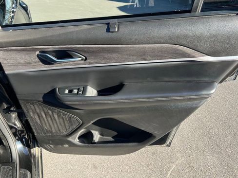 Used 2024 Jeep Grand Cherokee L Limited w/ Luxury Tech Group II image 24