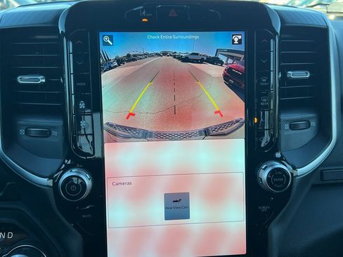 New 2026 RAM 1500 4x4 Crew Cab image 30