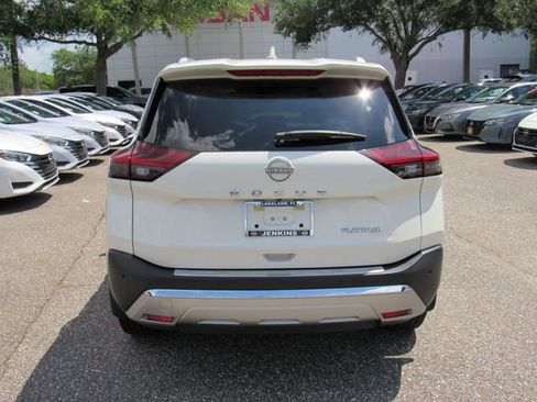 Used 2022 Nissan Rogue Platinum w/ Head-Up Display Package FWD image 4