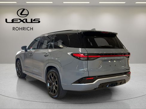 New 2026 Lexus TX 500h AWD image 4