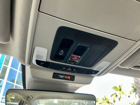 Used 2023 Honda Accord EX-L image 39