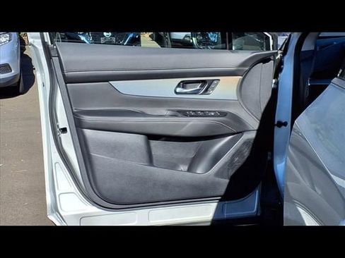 New 2025 Nissan Murano SL image 16