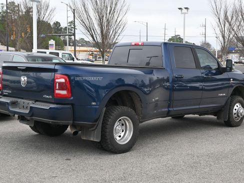 Used 2024 RAM 3500 Laramie w/ Sport Appearance Package image 15