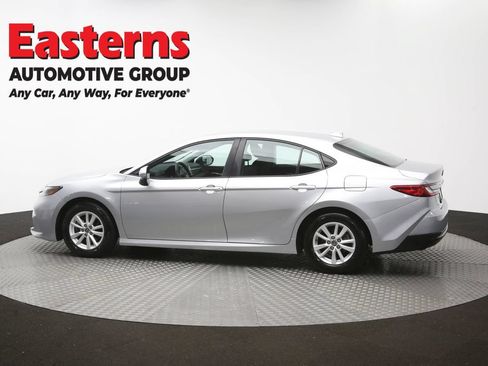 Used 2025 Toyota Camry LE FWD image 61