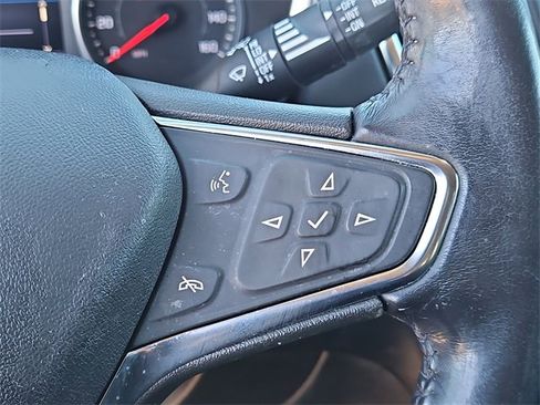 Used 2021 Chevrolet Equinox LT image 22