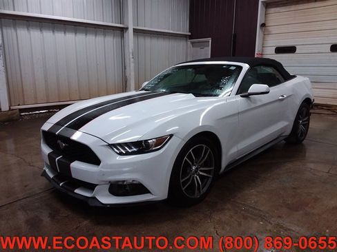 Used 2017 Ford Mustang Premium image 3